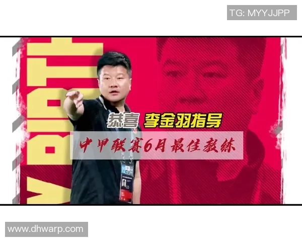 重庆足球明星亲签实体店开业 见证球迷激情与偶像亲密互动